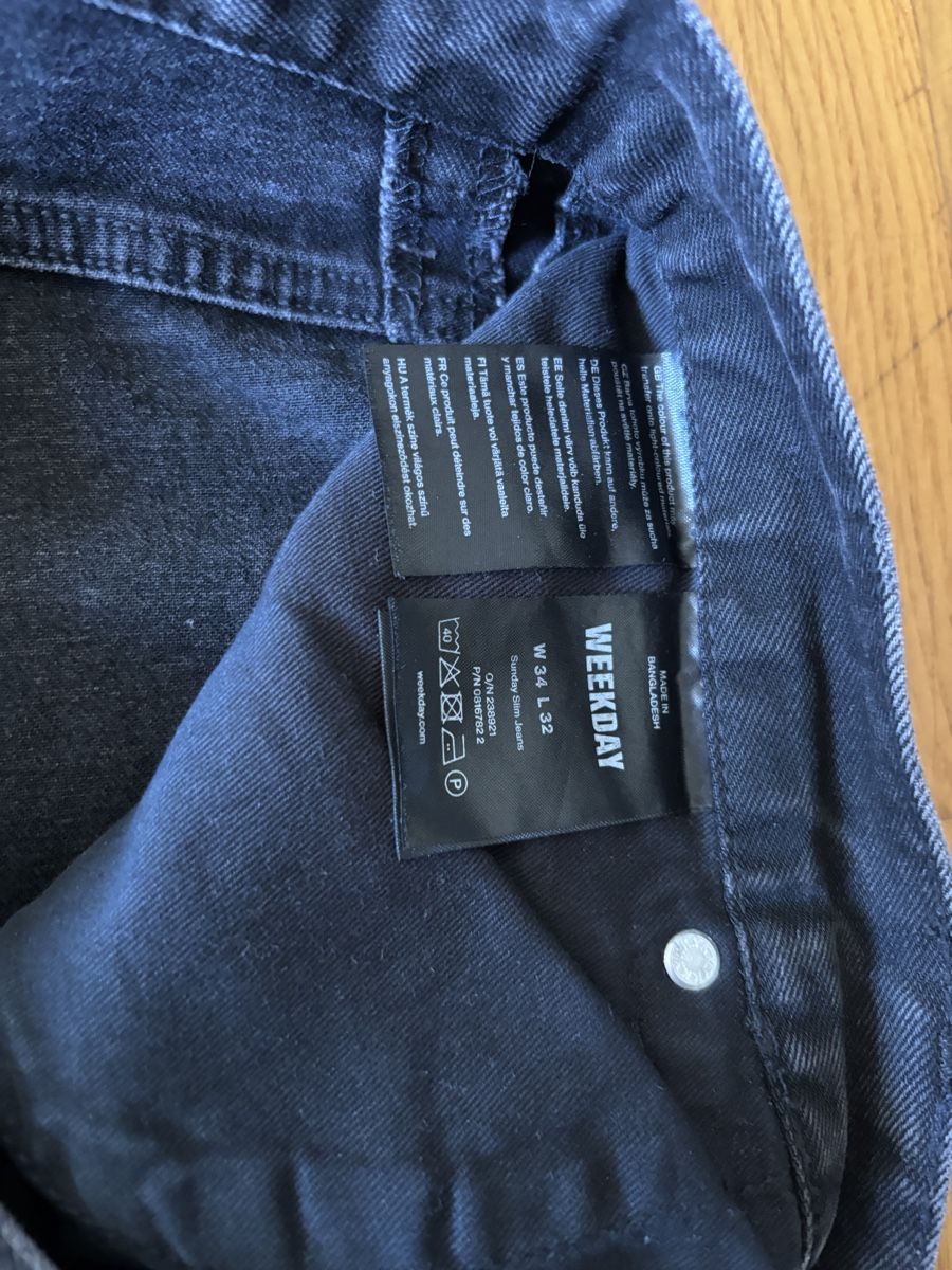 Weekday Jeans: Weekday jeans – Usato da Thalwil venduto da lean21 1