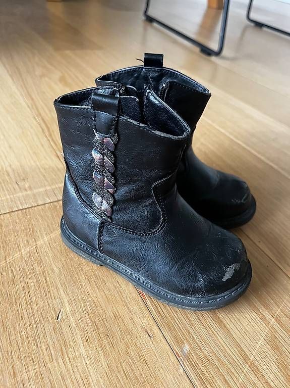 Scarpe per ragazze: Stiefel Schuh Gr. 22 – Usato da Balgach venduto da RianaT 3