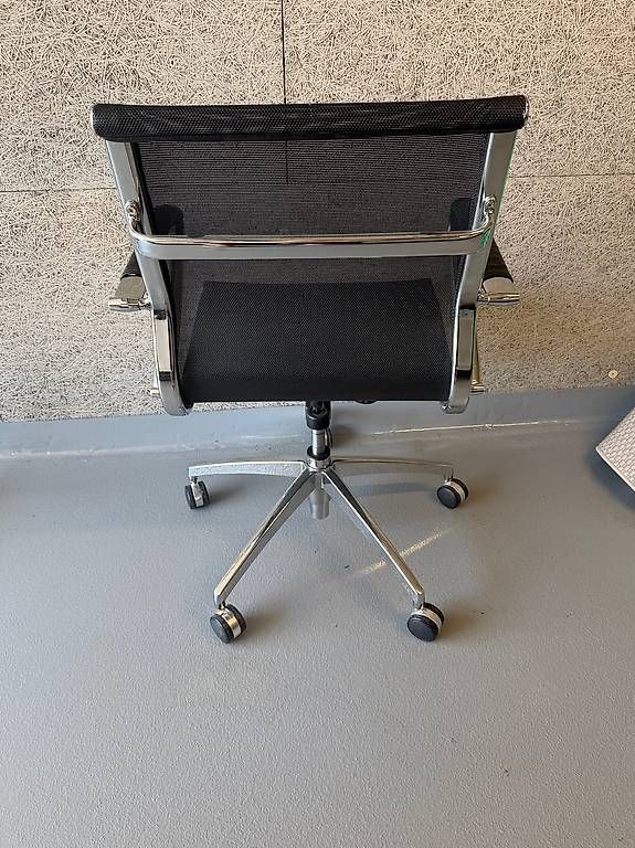 Chaises: Bürostuhl mit Parkettrollen – D'occasion à Untersiggenthal par roa_55wp