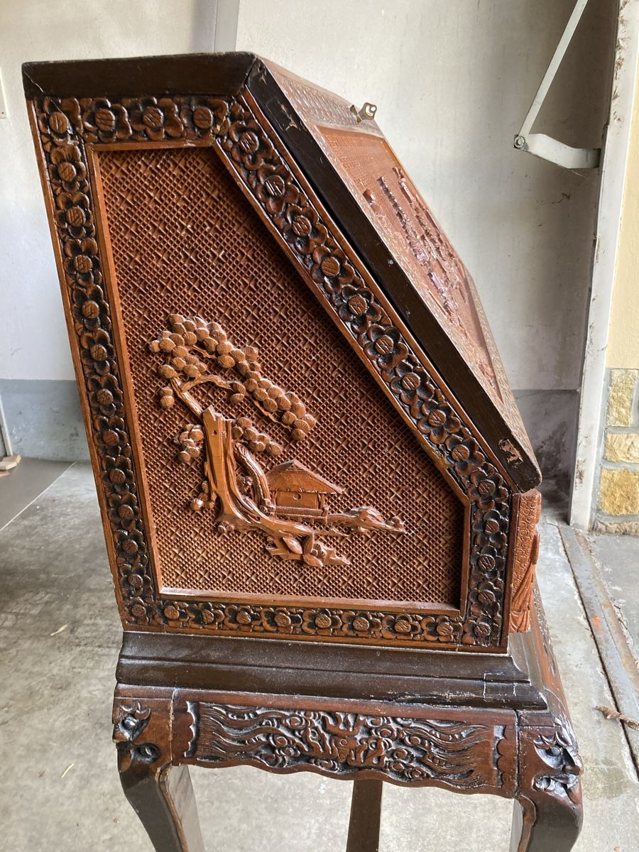 Schreibtische: Secrétaire  style chinois  – Gebraucht aus Peseux von effepi 4