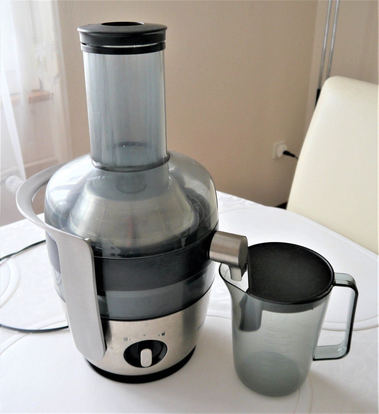 Philips Elettrodomestici da cucina: Philips Entsafter HR1922/22 1200W – Usato da Porrentruy venduto da Danreisende