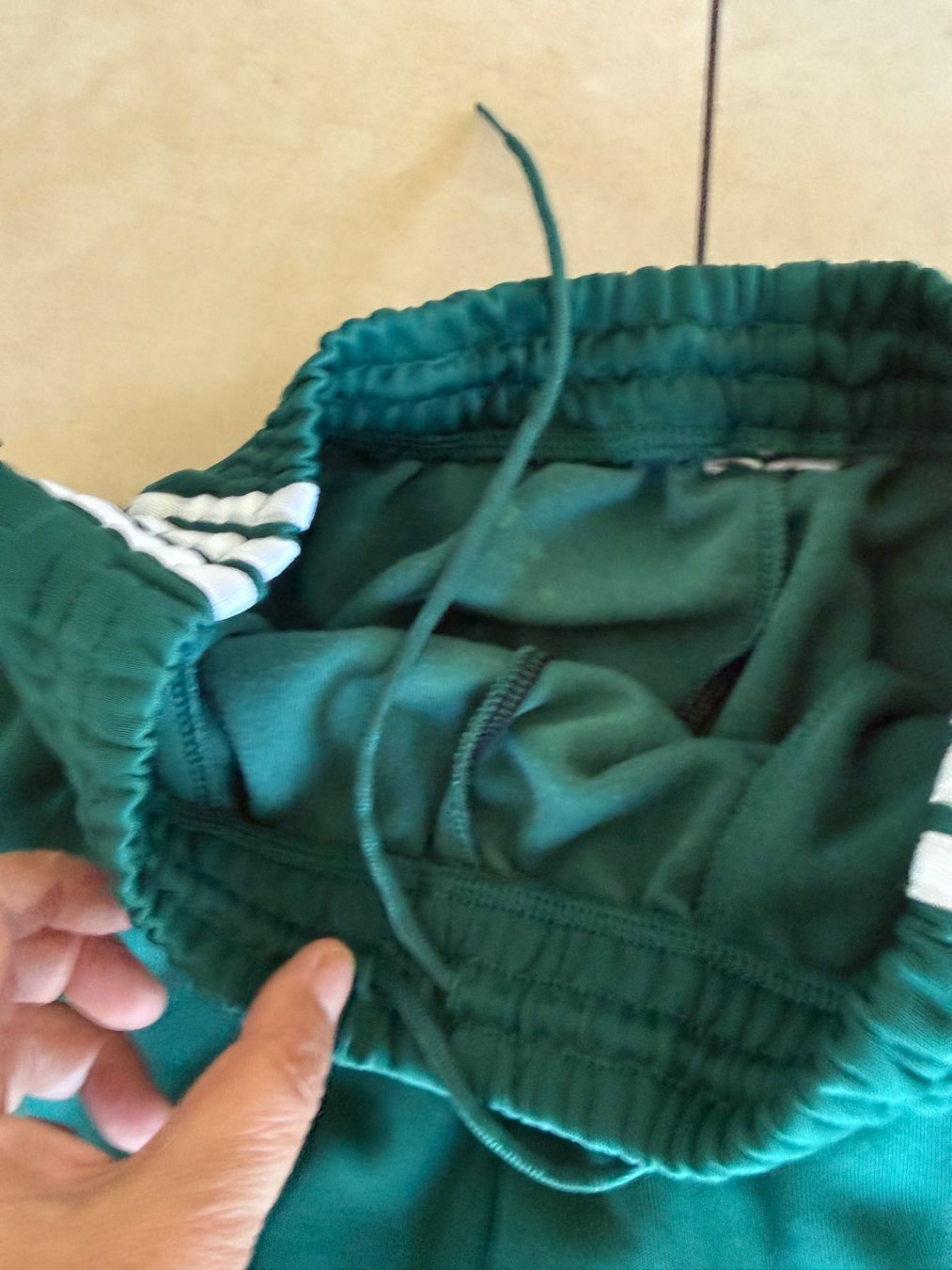 Adidas Pantaloni: Adidas Grösse S Grün – Usato da Kirchdorf AG venduto da coco123 3
