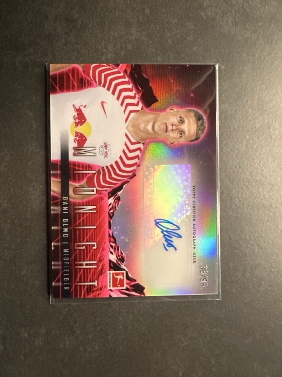 Autografi: Topps Midnight Dani Olmo Autogramm 36/99  – Nuovo (secondo la descrizione) da Walliswil b.Wangen venduto da Swiss-Trading-Bros