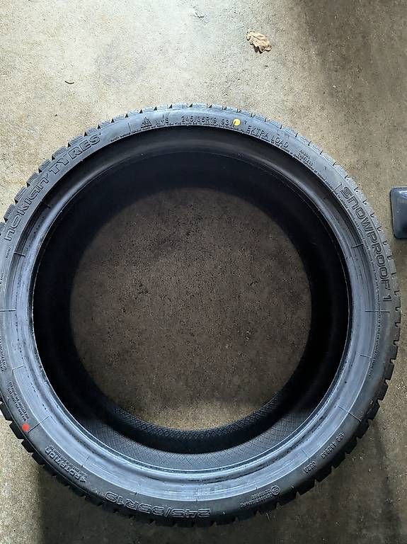 Pneus & Kompletträder: 2x 245/35 R19 93W Nokian Snowproof 1 NEU – Gebraucht aus Zeiningen von Simons_car-service 4