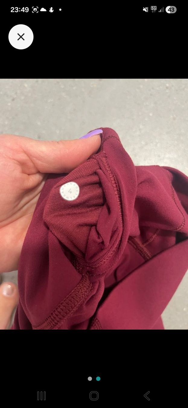 Lululemon Leggings: Neue Lululemon Leggings rot Grösse 4 – Nuovo (secondo la descrizione) da Zürich venduto da mis_2kxn 1