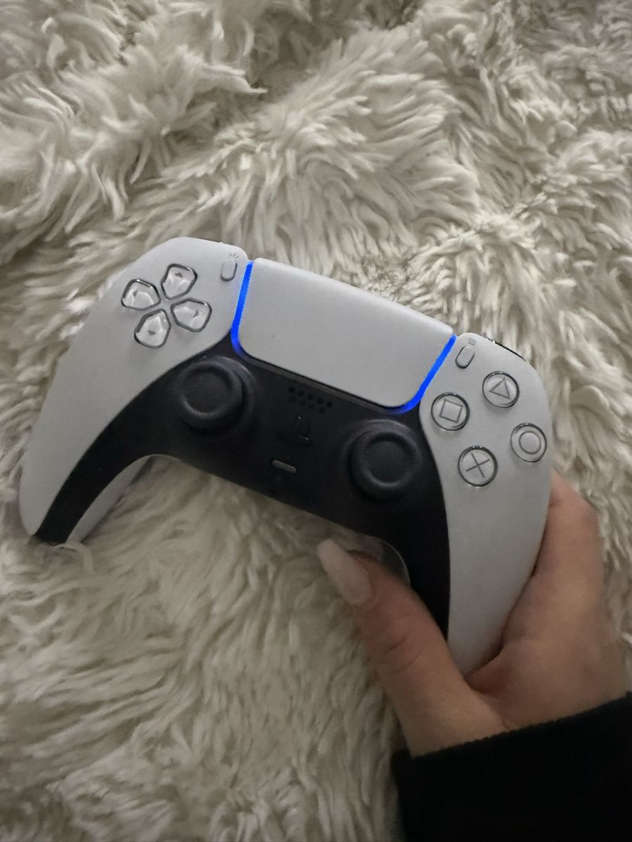 Sony Controller: Original Playstation 5 Dualsense Controller - Weiss 48 – Nuovo (secondo la descrizione) da Boswil venduto da virgi06