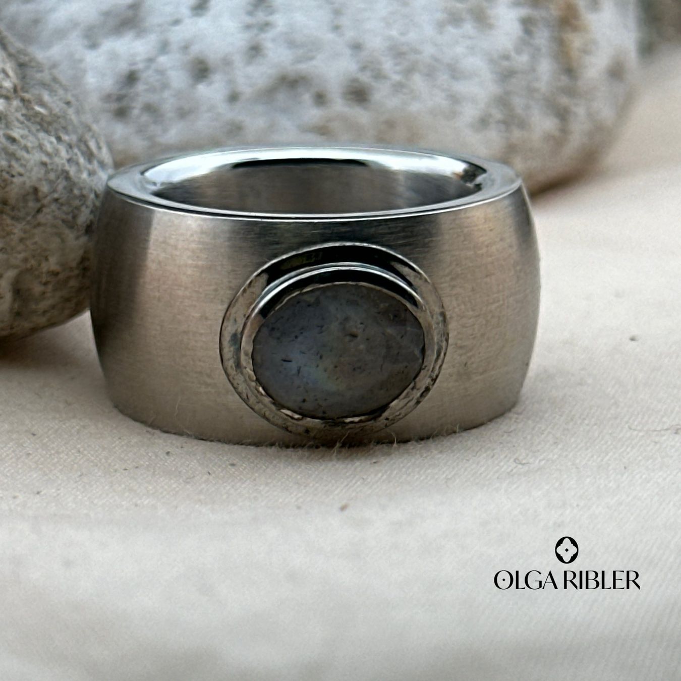 Olga Ribler Bagues: Edelstahl Statement  Ring mit Labradorite Grösse 60 – Neuf (Voir description) à Luzern par Schmuckoutlet 6
