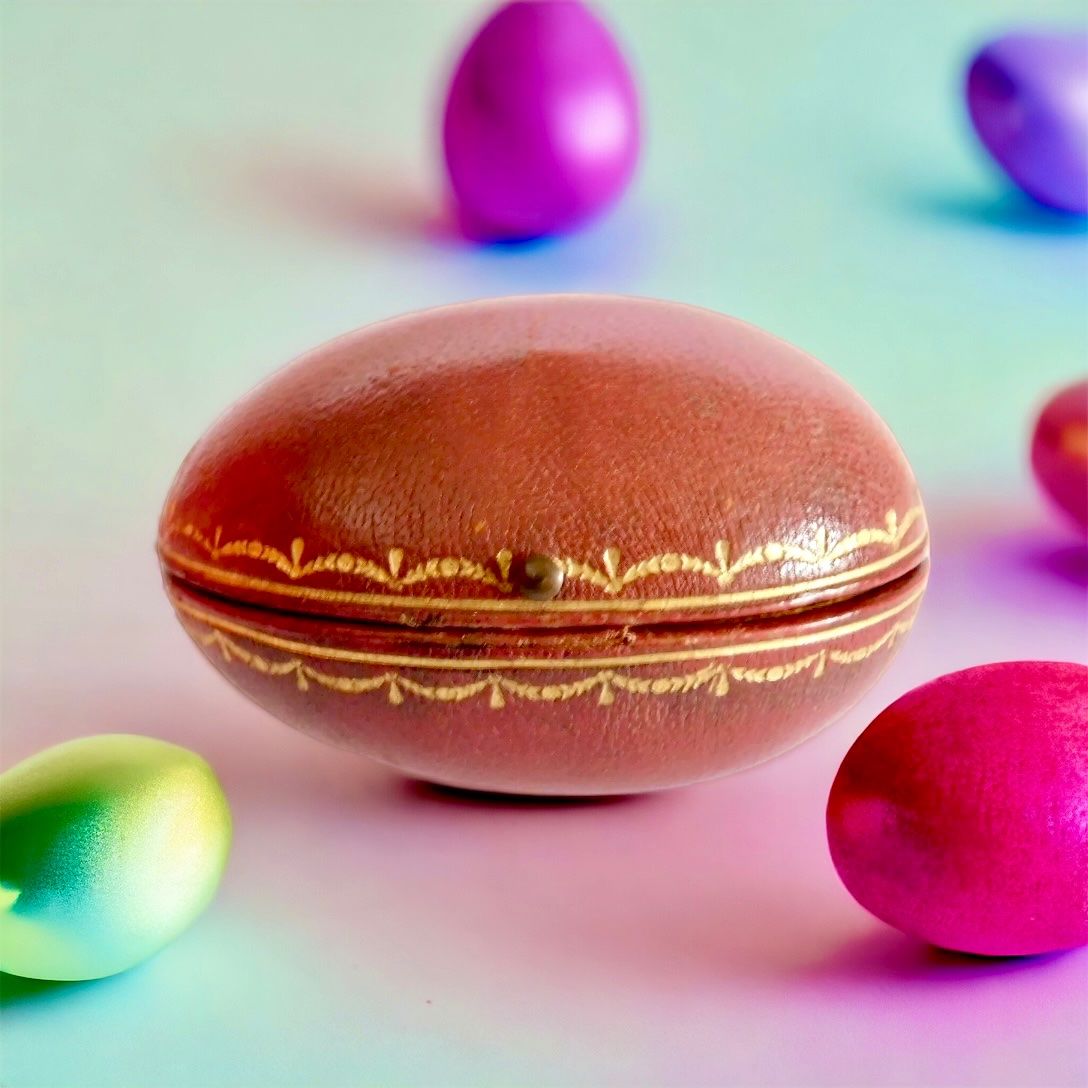 Cartier Dosen: Antique Cartier Egg Shaped Box – Gebraucht aus Embrach von estzeh1 2