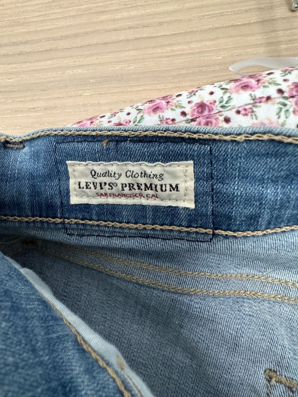 Levi's Jeans: Jeans LEVI'S Super skinny t.XS – Nuovo (secondo la descrizione) da Vandoeuvres venduto da Zoccoli11 4
