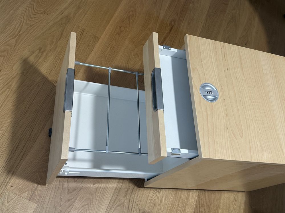 Ikea Scrivanie: Bürotisch Ikea «Galant», L-shaped – Usato da Basel venduto da urst2005 3