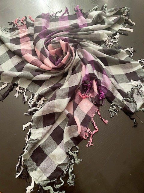 Foulard & Sciarpe: HALSTUCH ARAFAT - SCHEARZ - BEIGE - GRÜN – Nuovo e nell'imballaggio originale da St. Gallen venduto da Martunia 1
