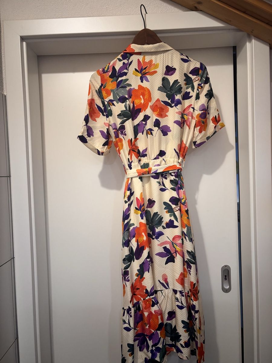 Sezane Kleider: Sézane Robe 100% Soie 36 – Gebraucht aus Constantine von boukledor 1