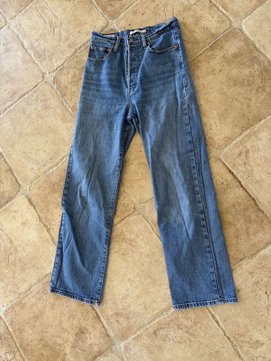Levi's Jeans: Levi's Ribcage Straight - W28 L29 – Usato da Puidoux venduto da shi_rgk7
