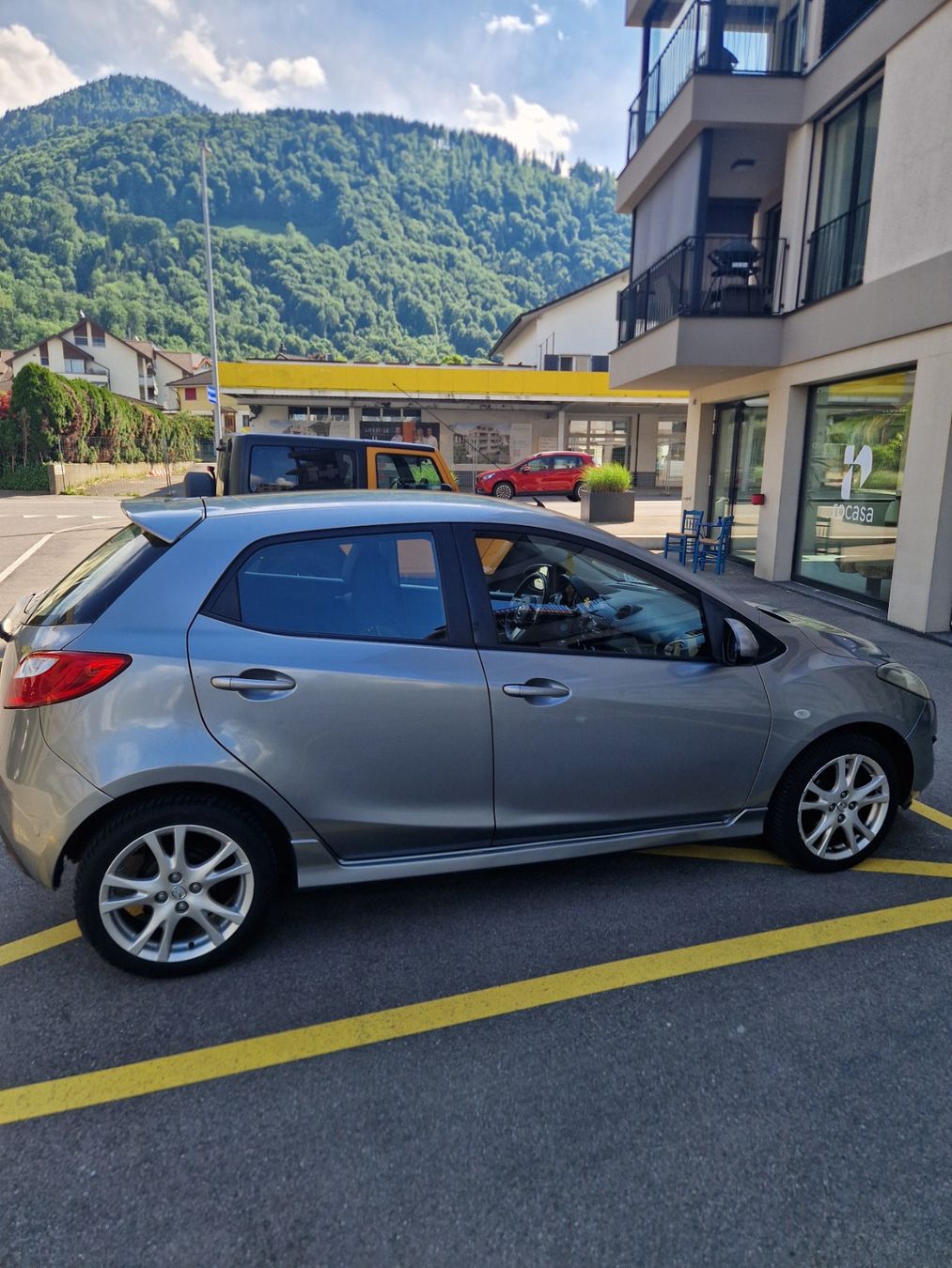 Mazda Autos: Mazda 2 MZR 1.5 – Gebraucht aus Buttikon SZ von taszap 3