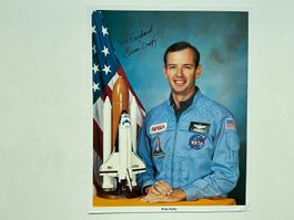 Weltraum OU Brian Duffy NASA Original Porträt 8*10signiert