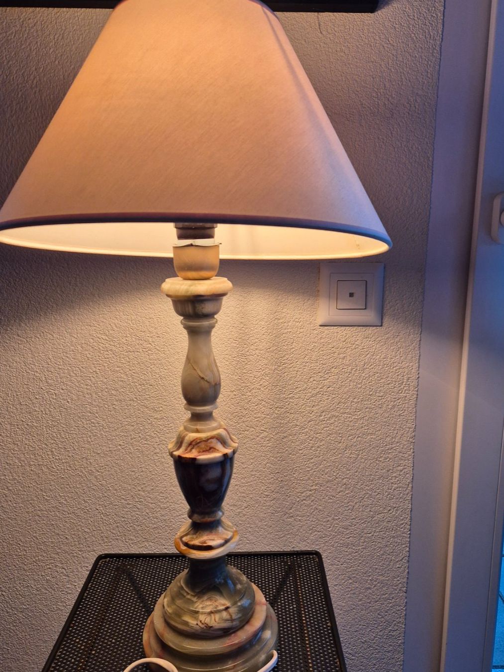 Lampade: Pied de lampe ancien en onyx – Usato da Fully venduto da tameab 2
