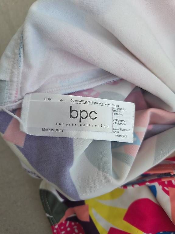 Costumi da bagno & Bikini: Badeanzug Bonprix Grösse 44 – Nuovo (secondo la descrizione) da Wängi venduto da Bibo4. 3