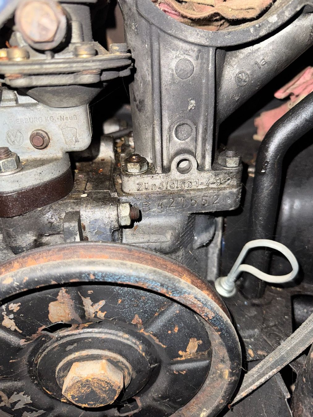 VW Tutti pezzi di ricambio auto: VW Käfer Teile Konvolut Scheunenfund – Usato da Villmergen venduto da Walkuere0 8