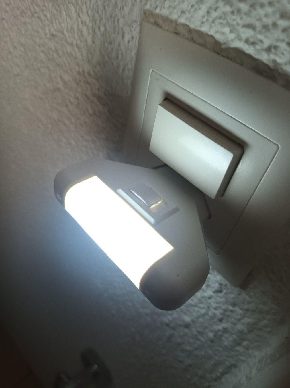 Lampen: LED- Nachtlicht Stecker – Gebraucht aus Eschenbach LU von mst_chs7 1