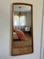 Vintage Wandspiegel mit Holzrahmen