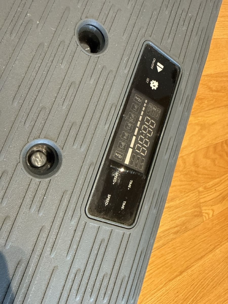 Hometrainer: Vibrationsplatte Crane – Usato da Liestal venduto da trackspot 1