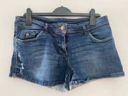 Jeans Shorts Grösse 40/42