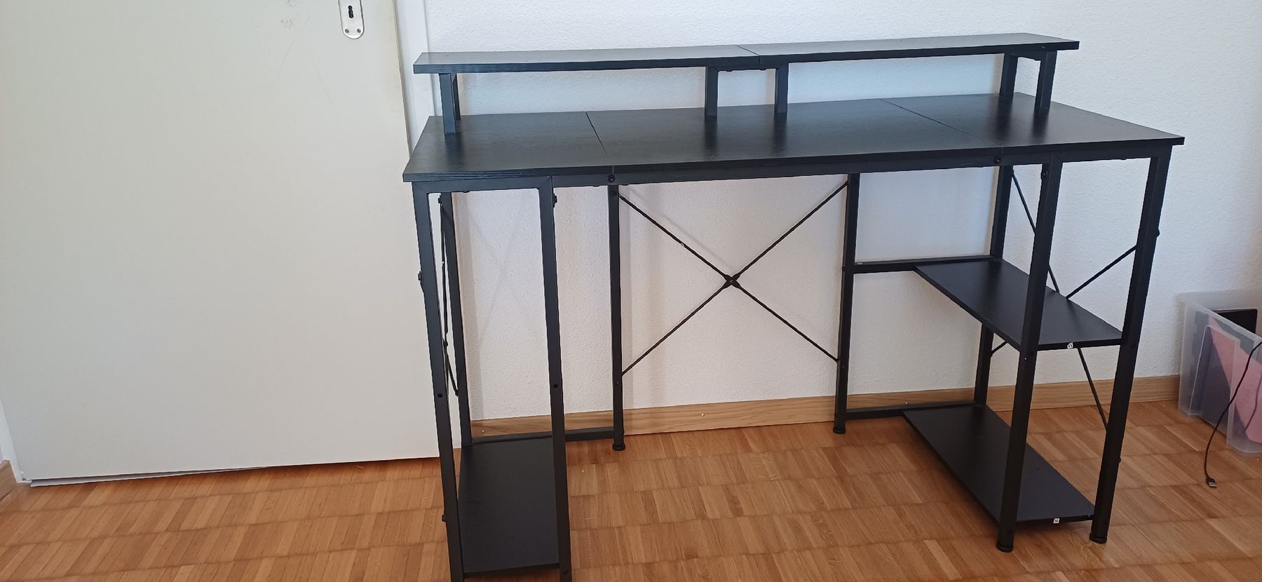 Tische: Gaming Tisch  – Gebraucht aus uster von Neaele 3