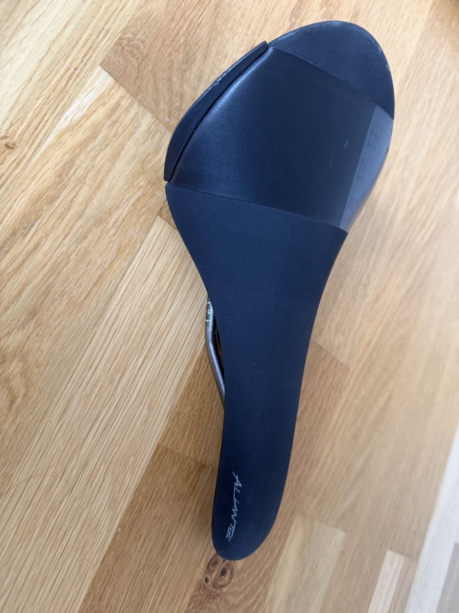 Fizik Ersatzteile: Fizik Aliante Sattel – Gebraucht aus Zürich von Yweb 4