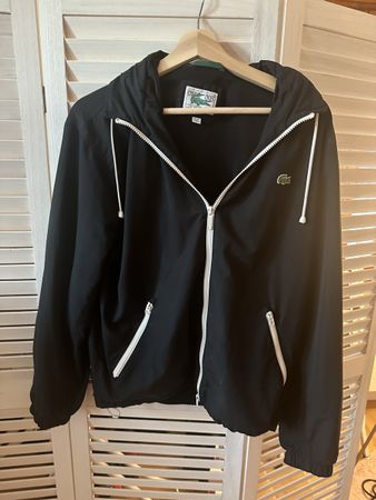Lacoste Frühlingsjacke, Schwarz, Grösse M – Top Zustand!