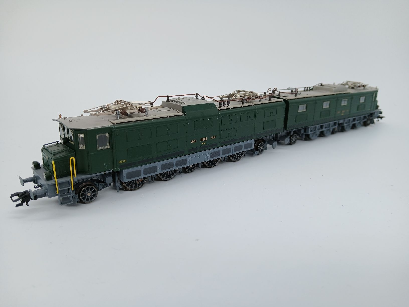 Trix Modelleisenbahnen: Trix 22580 SBB Ae 8/14 – Gebraucht aus Interlaken von F.Loco 1