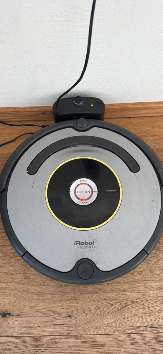 Irobot Aspirateurs & Accessoires: IRobot Staubsauger  – D'occasion à Adligenswil par goverla11