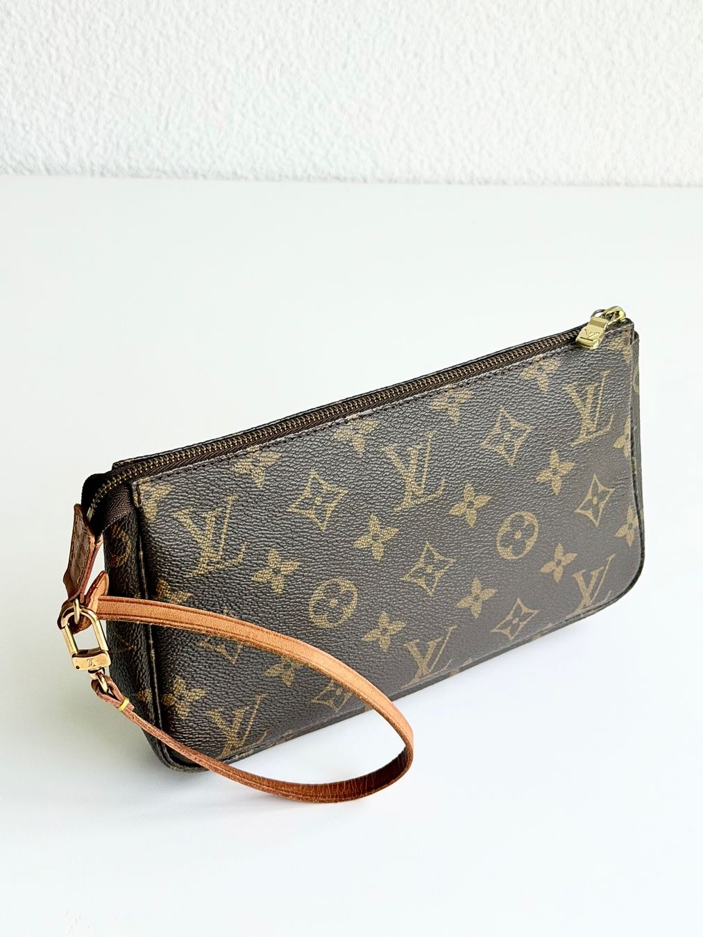 Louis Vuitton Borse da donna: Louis Vuitton Pochette Accessoires – Usato da Reinach AG venduto da gab_8s7m 5