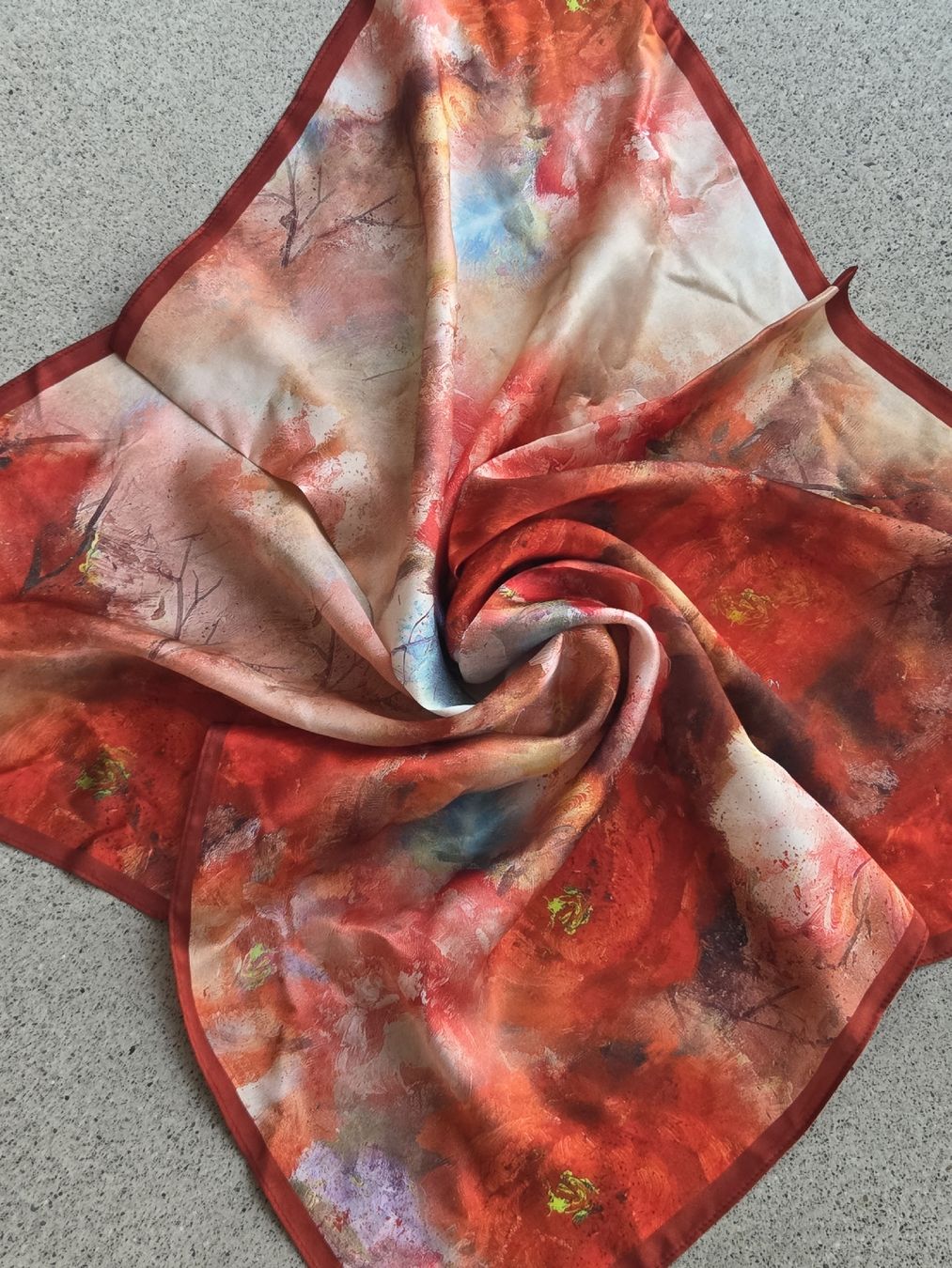 Foulards, Tücher & Schals: Seidenfoulard Seidentuch 68 x 68 cm – Neu und originalverpackt aus Frauenfeld von Schenken-mit-Herz