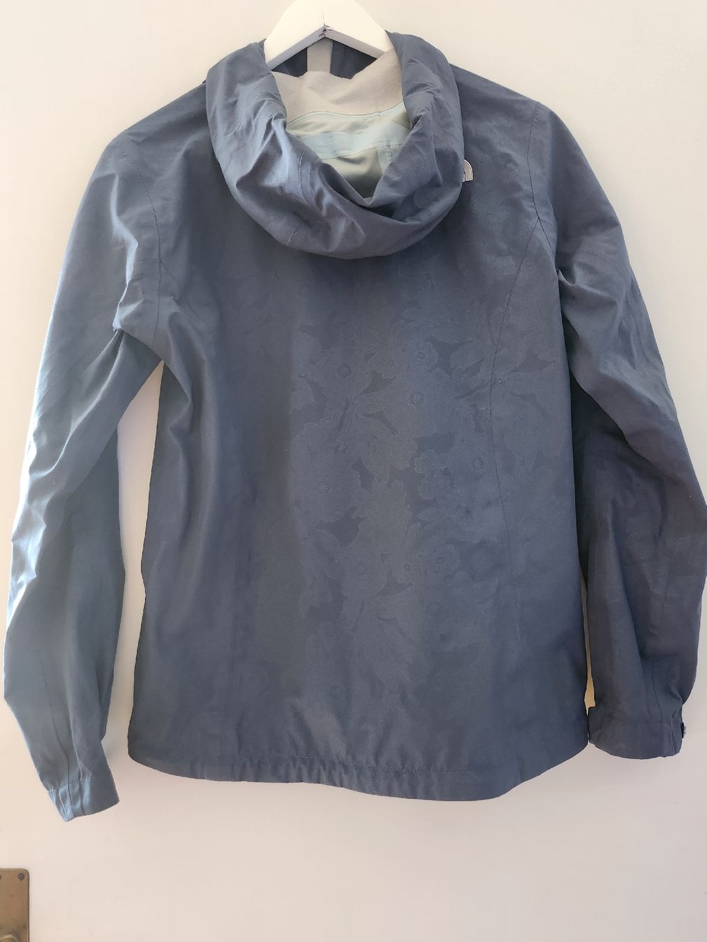 North Face Giacche: Regenjacke von north face, Gr. M – Usato da Forch venduto da ang_bhq6 1
