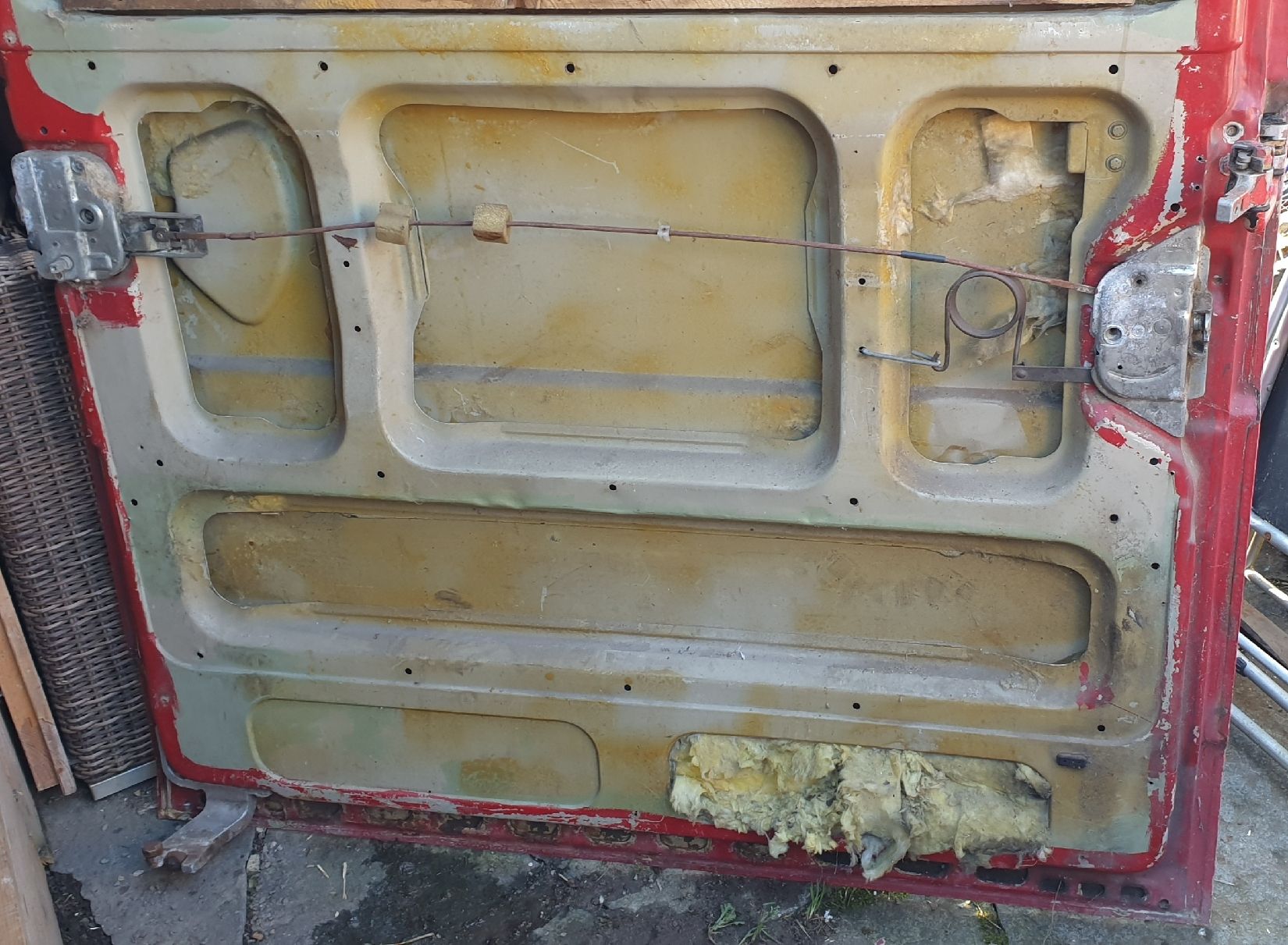 VW Tutti pezzi di ricambio auto: VW LT Schiebetür 1.Generation – Usato da Einsiedeln venduto da MGXX 3
