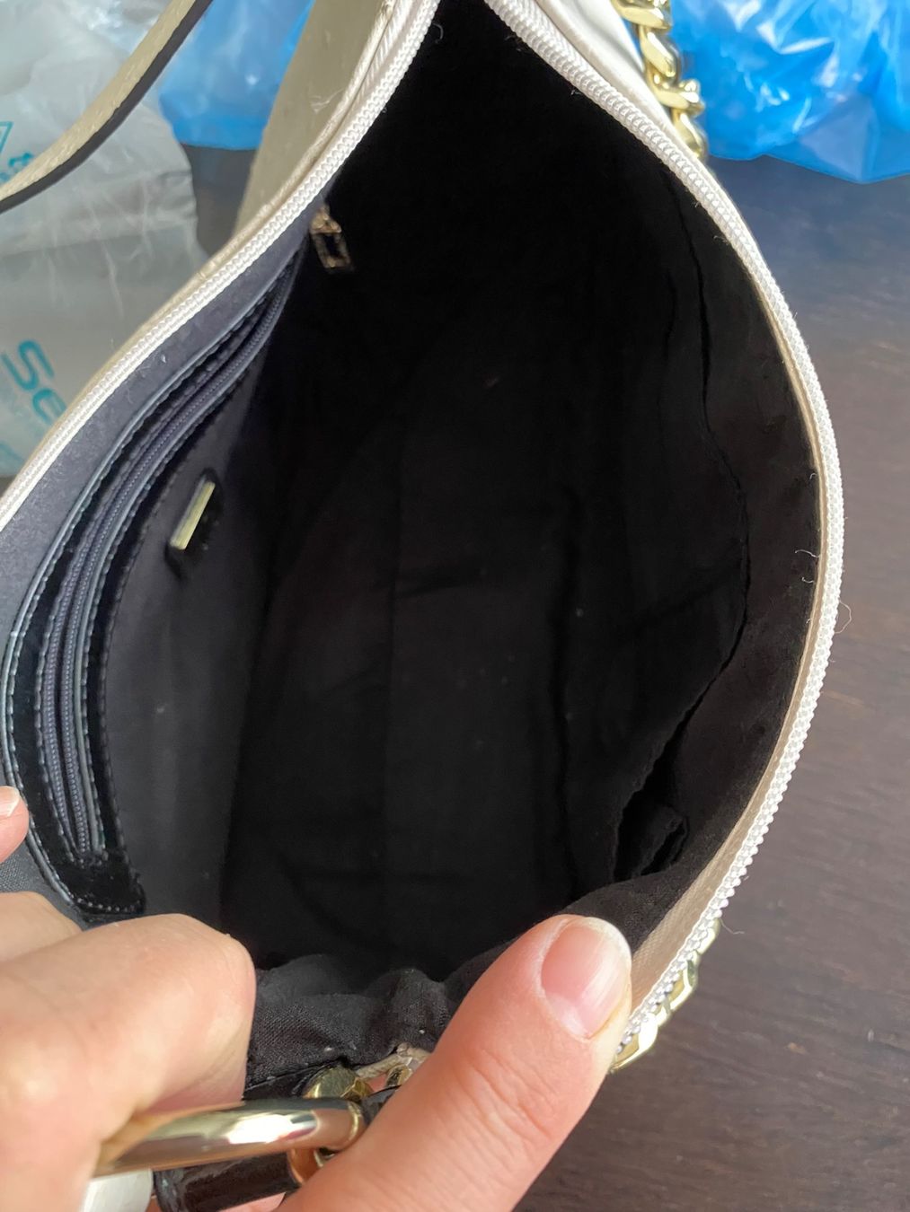 Guess Taschen für Damen: Guees Tasche – Neu (gemäss Beschreibung) aus Kreuzlingen von Lukma64 4