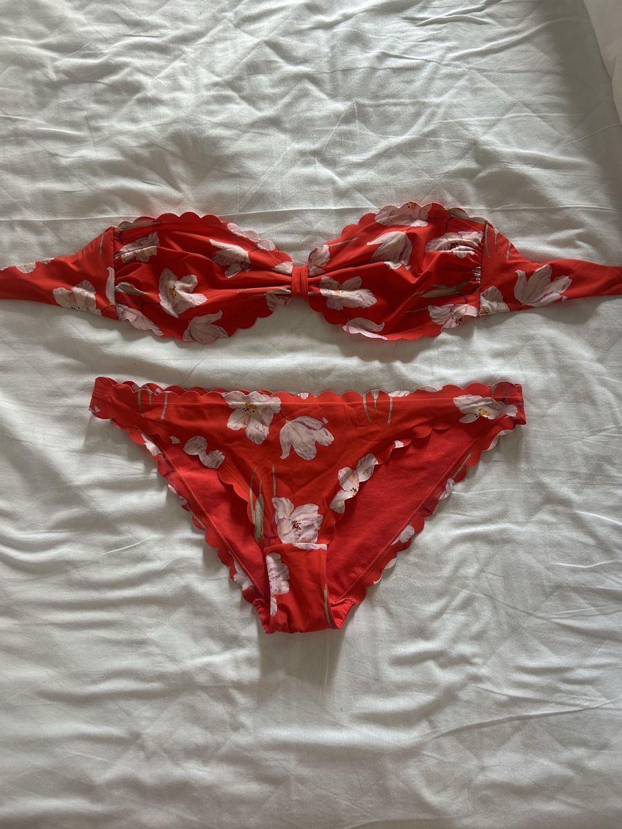 Badekleider & Bikinis: Ensemble de bikini bandeau corail à fleurs taille M – Gebraucht aus St-Prex von mar_f6t6 1