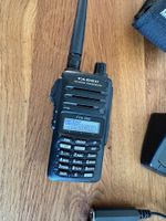 YAESU FTA-250L - AVIATION AIRCRAFT HANDHELD RADIO