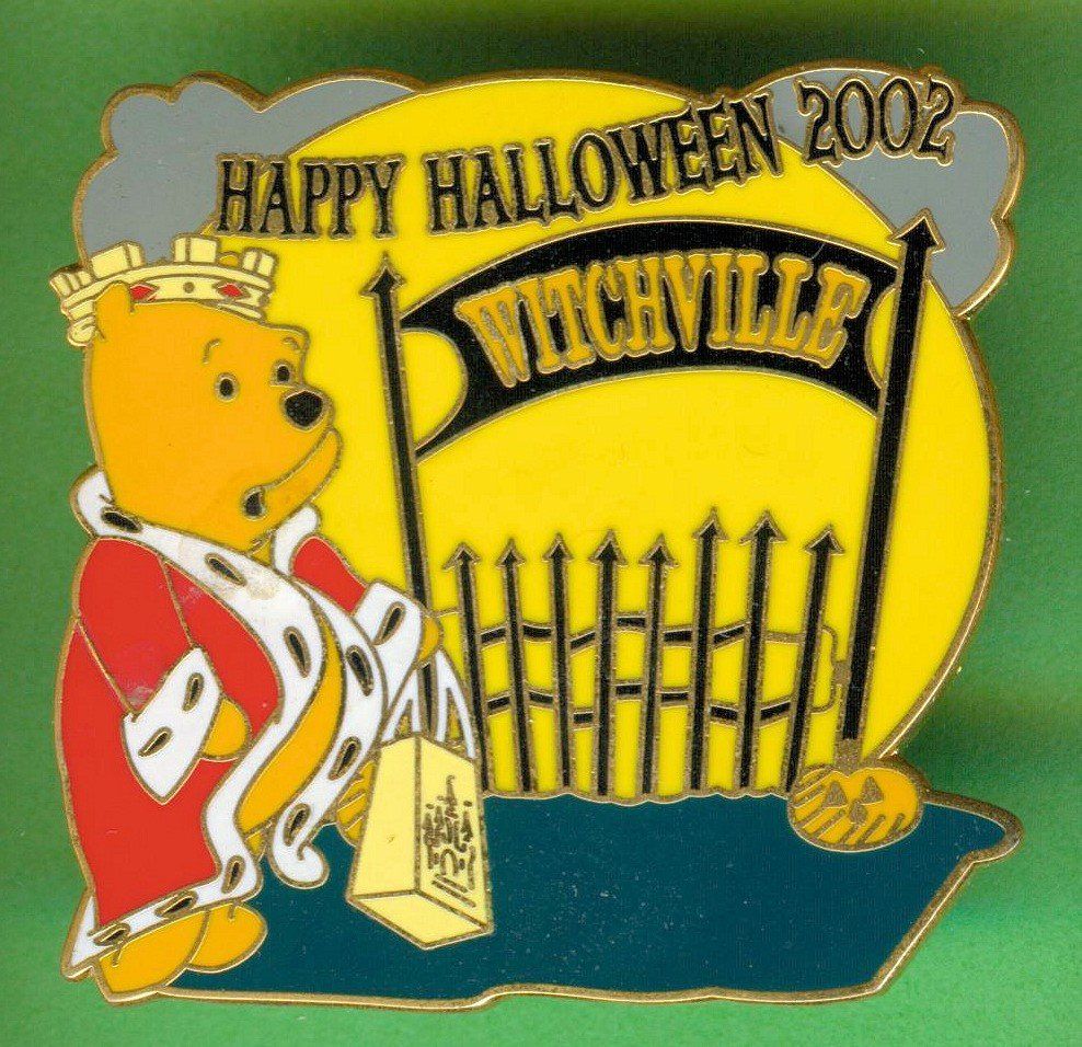 Disney Placchette & Badge: DISNEY  POOH  Happy Halloween 2002 – Usato da Winterthur venduto da Sammleroase
