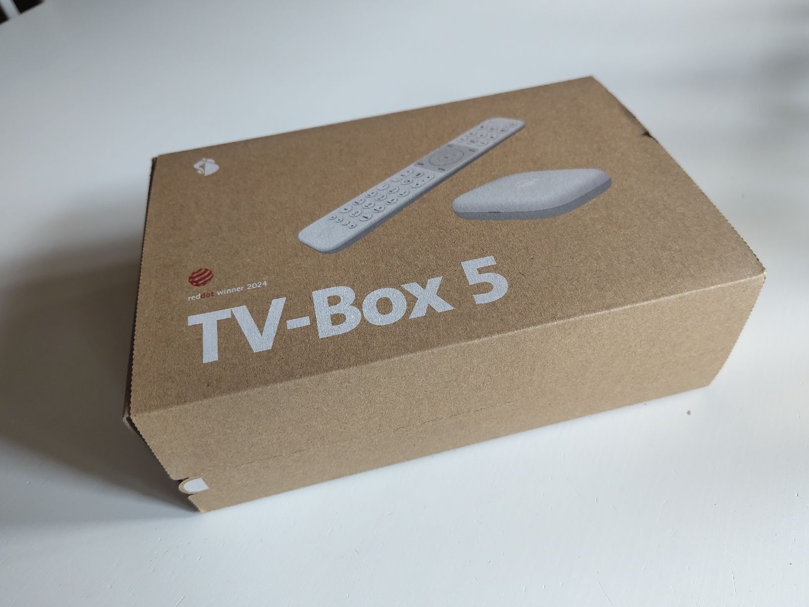 Swisscom Sistemi audio & multimediali: Swisscom TV-Box 5 (IP2300), neuve. – Nuovo e nell'imballaggio originale da Meikirch venduto da ame_db5c