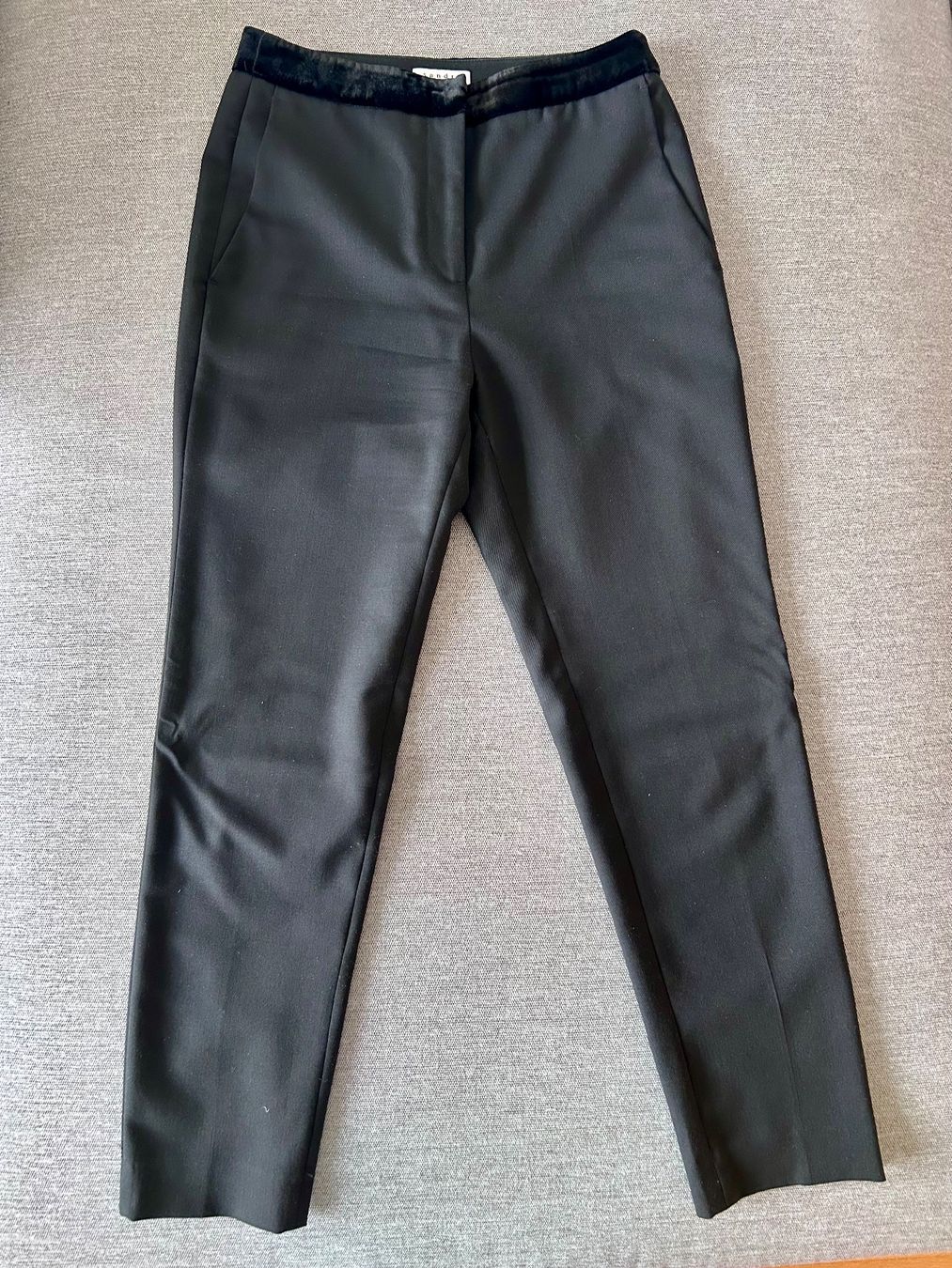 Sandro Pantaloni: Sandro Hose | XS (34) – Usato da Zürich venduto da Hermia