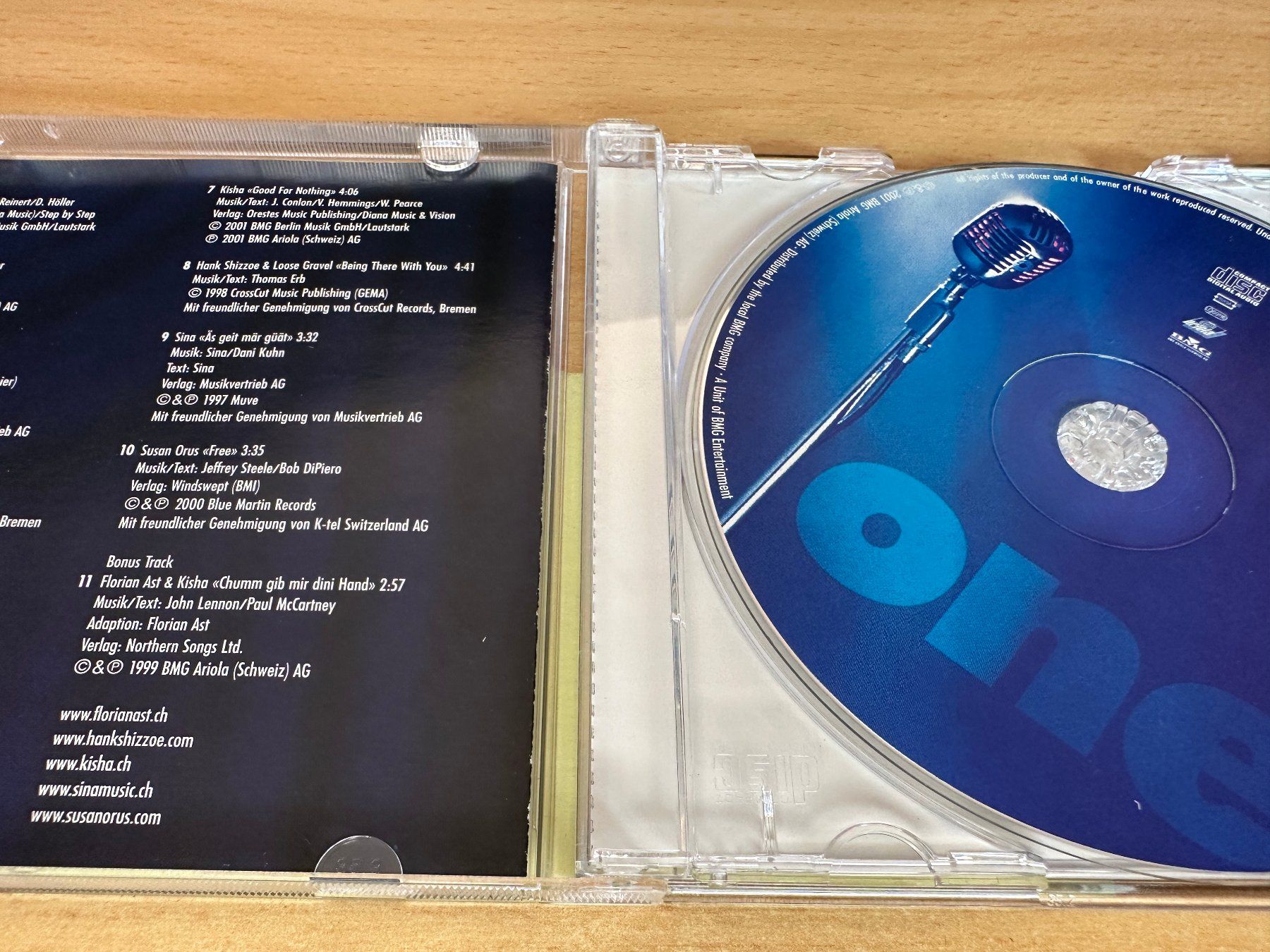CD: Various – One – Usato da Rikon im Tösstal venduto da Alpenmutz 2