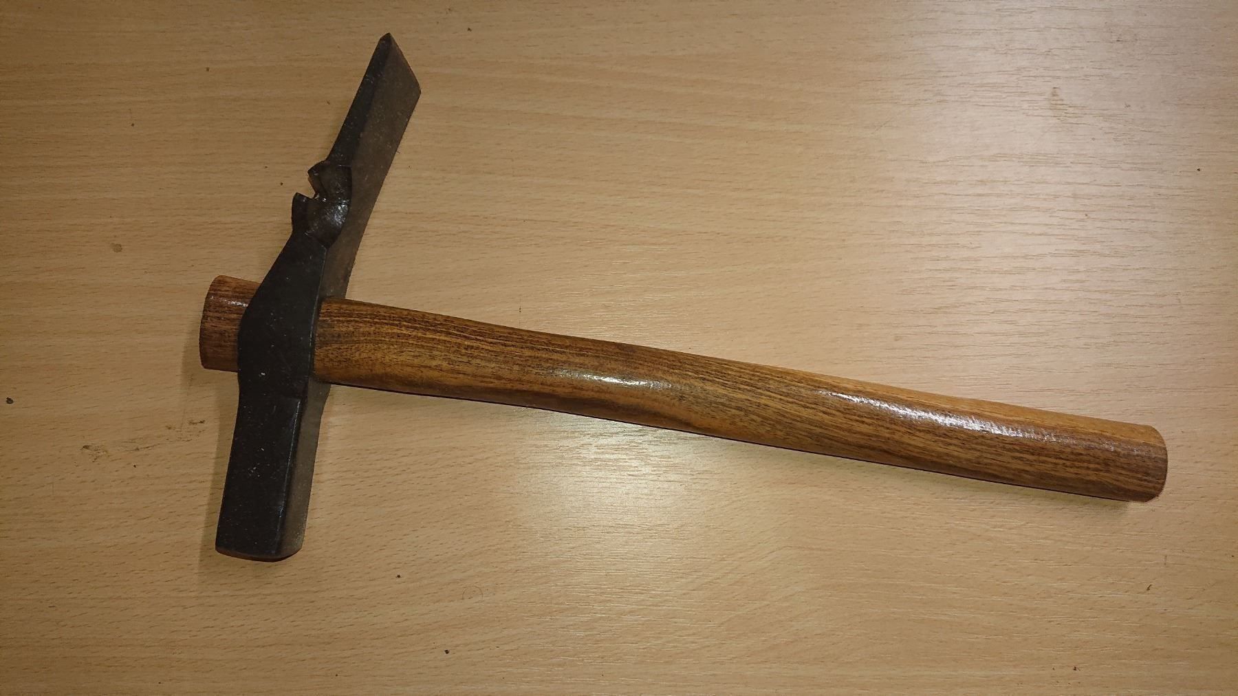Alle Werkzeuge: 2 Stück klassische Maurerhammer 600gr – Neu (gemäss Beschreibung) aus Etzgen von Kunstimgarten