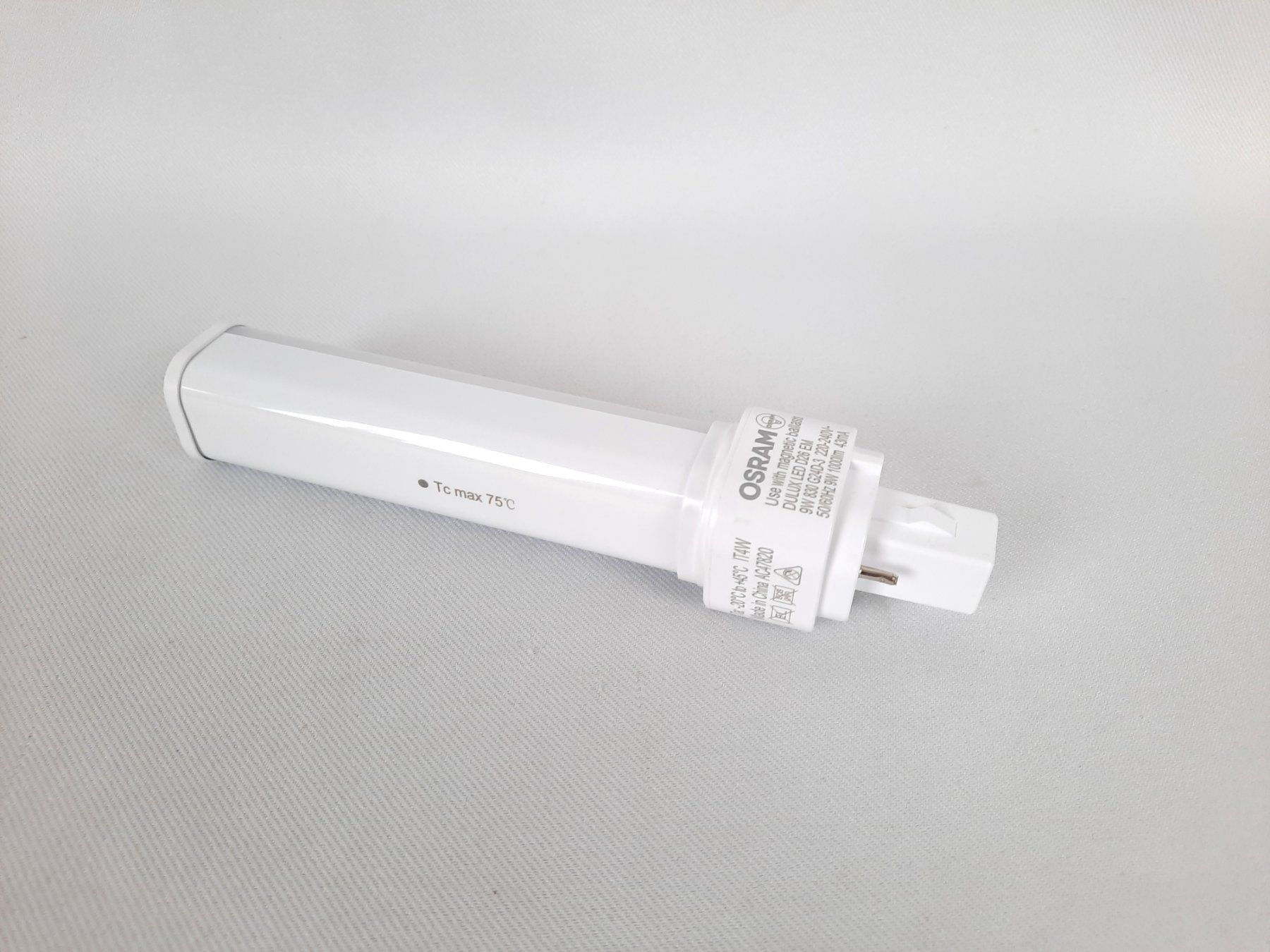 Osram Lampade: OSRAM Dulux D LED 9W G24d-3 3000K – Nuovo (secondo la descrizione) da Beinwil am See venduto da Restwert_Beinwil 4