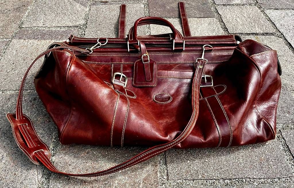 Taschen: Vintage Reisetasche Genuine Leather – Gebraucht aus Zufikon von Spacetaxi 2