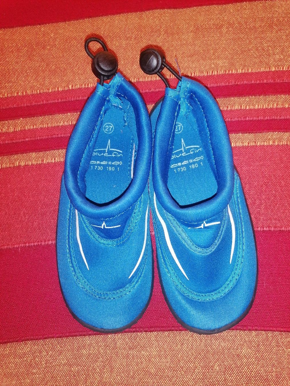 Chaussures garçon: Badeschuhe - Grösse 27  – Neuf (Voir description) à Brunnadern par -Amarilis-