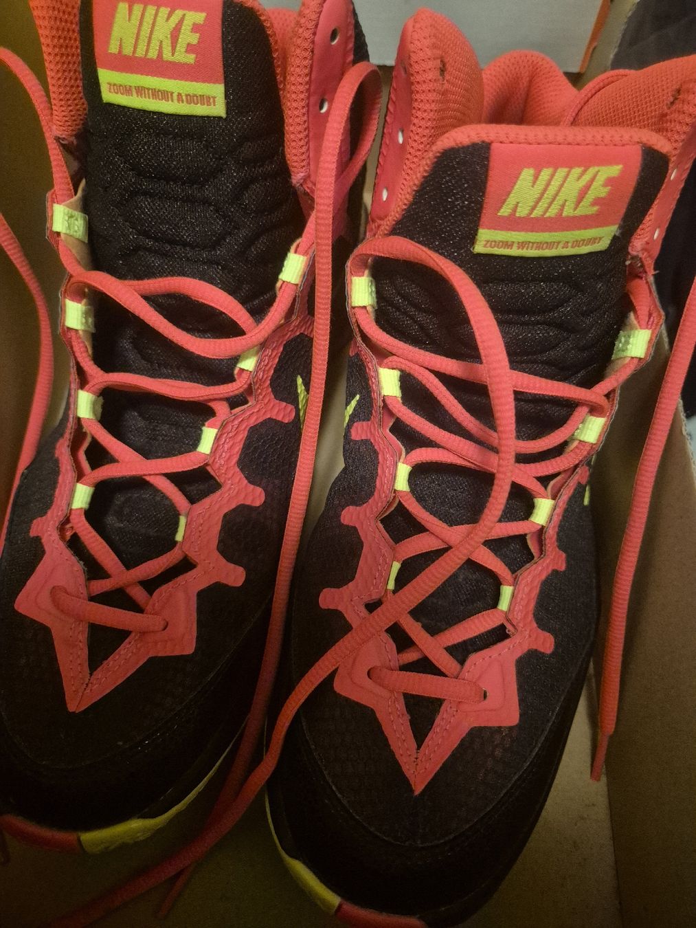 Nike Chaussures hommes: Nike Sneaker Zoom Without A Doubt 43, angeschrieben 44 – Neuf (Voir description) à Basel par dsc_bnp7 3