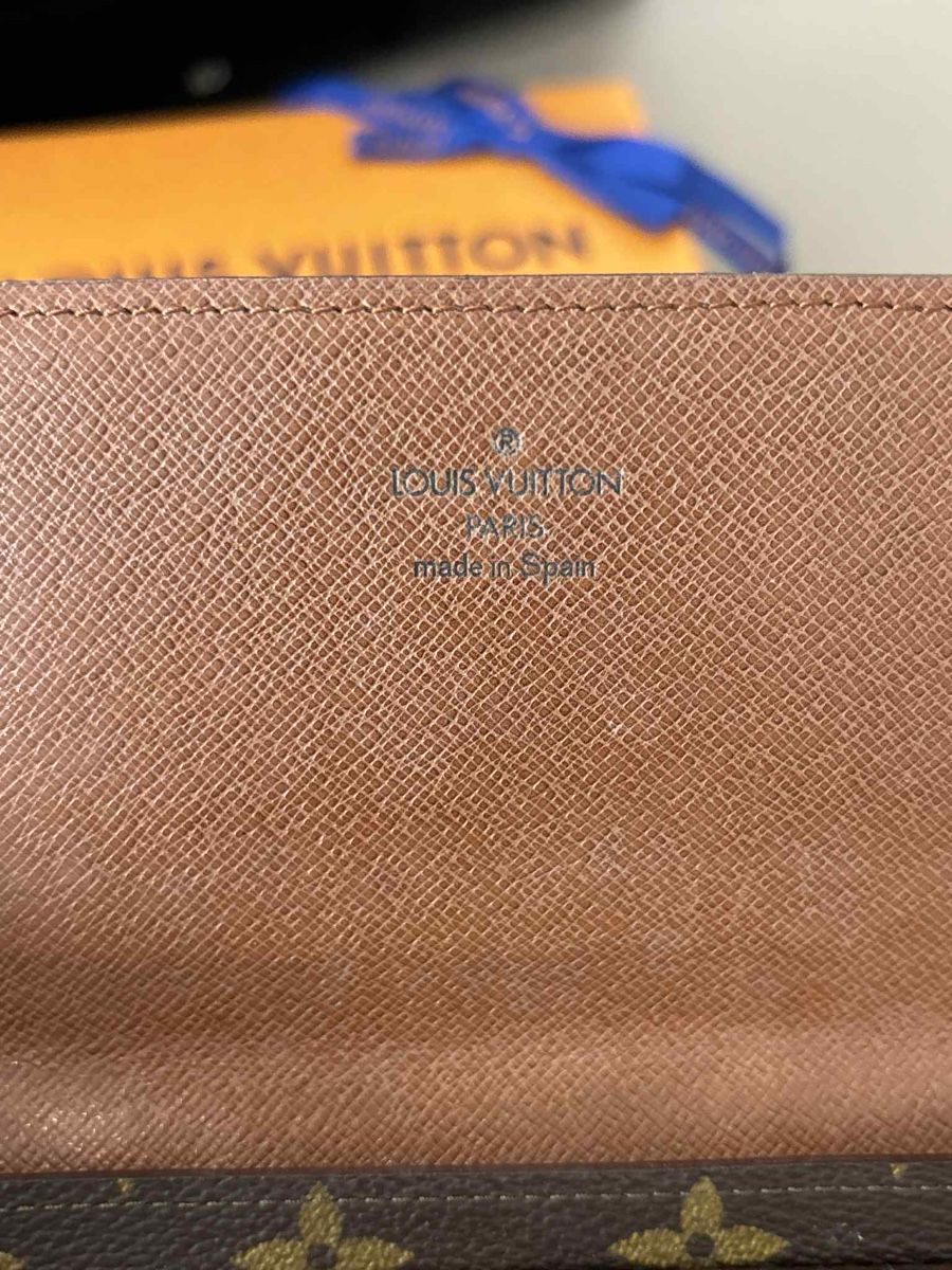 Louis Vuitton Portamonete: Louis Vuitton long wallet vintage – Usato da Widnau venduto da Pukpan_99 2