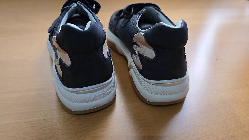 Scarpe per ragazze: Jochie & Freaks Kinder Schuhe - 33 - neuwertig – Usato da Thalwil venduto da VitaMini 4