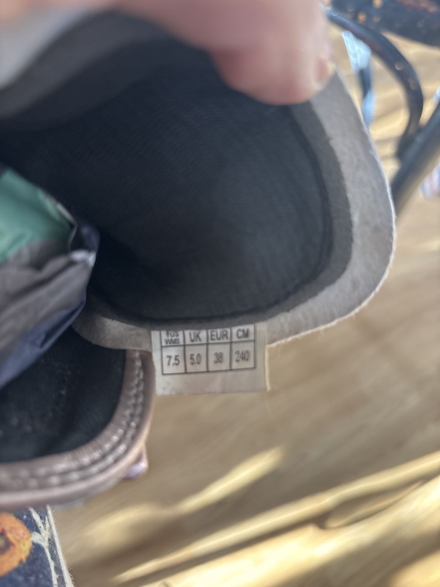 La Sportiva Scarpe da donna: So ILL chaussons de grimpe – Usato da Glion venduto da carolineMV 7